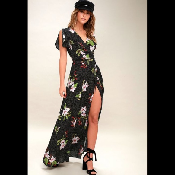 Lulus Dresses & Skirts - Lulus Heart of Marigold Black Tropical Print Dress